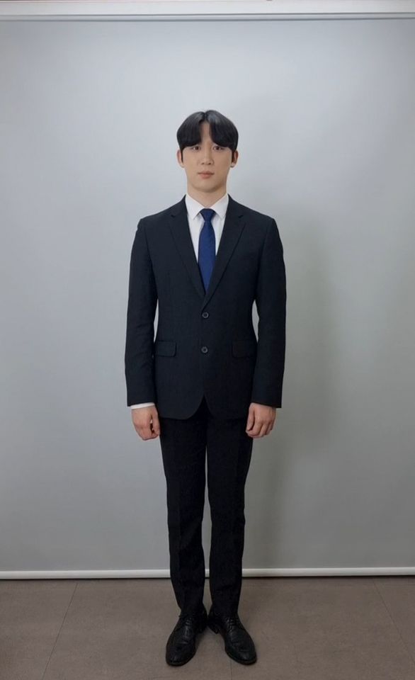 シン・イェジュン サムネイル画像