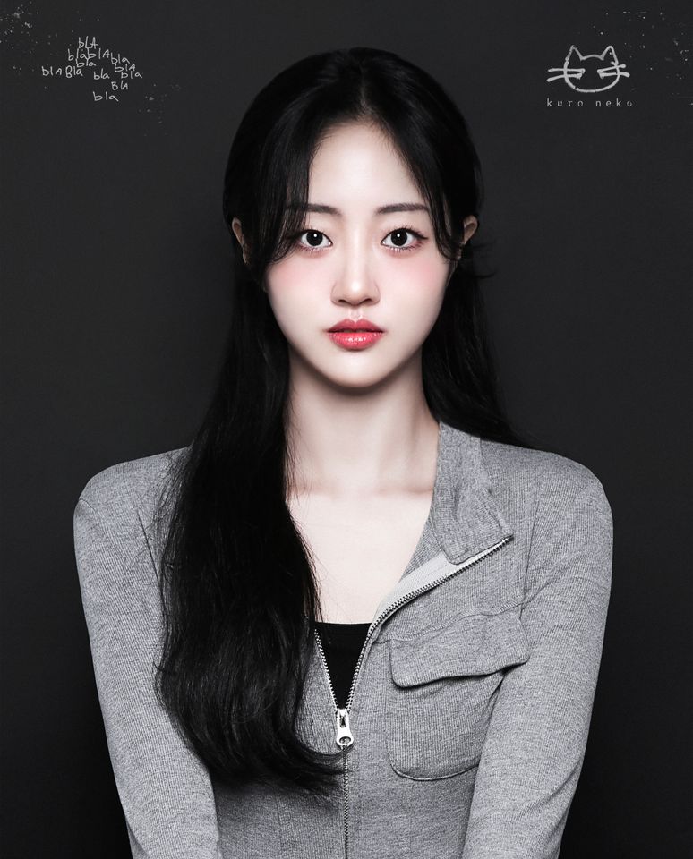 キム・イェソン サムネイル画像