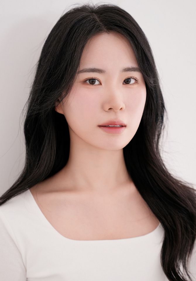 백하은 profile image
