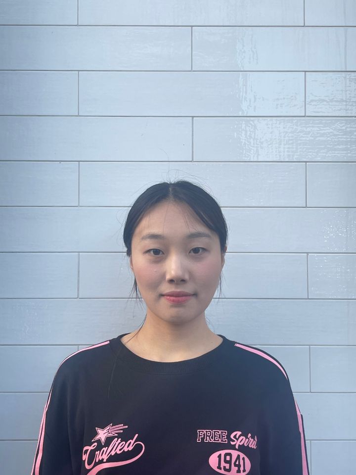 キム・ジユン サムネイル画像