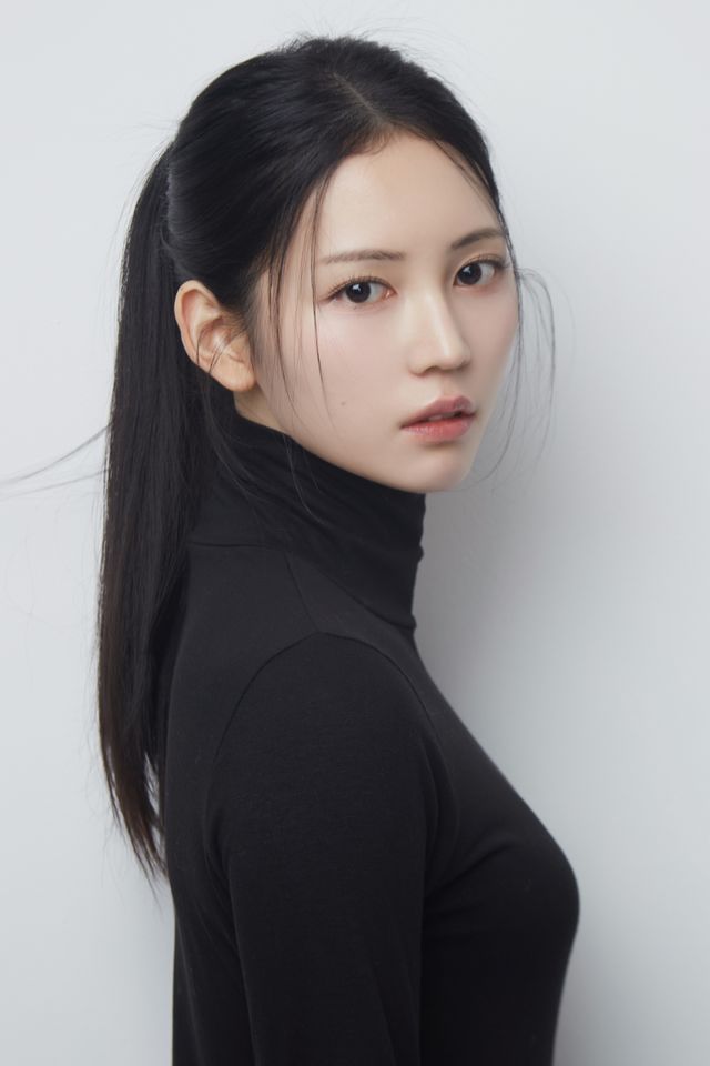 정윤서 썸네일 이미지