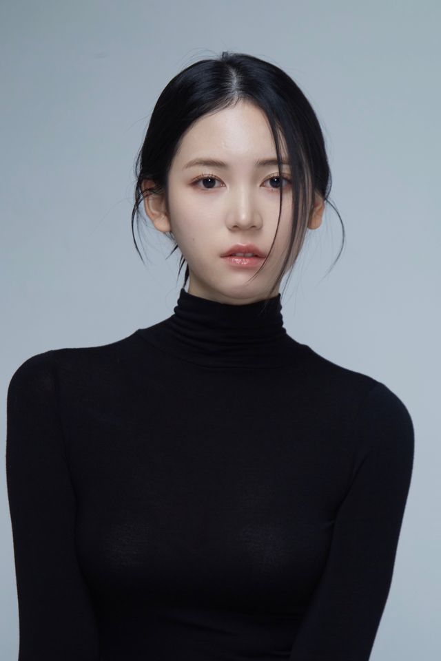 정윤서 썸네일 이미지