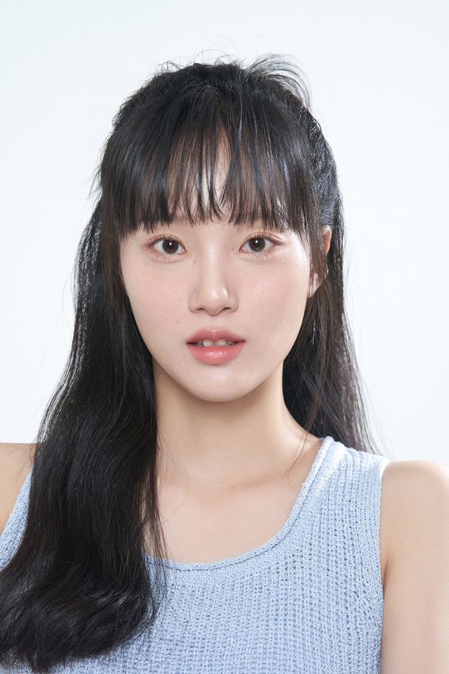 김효주 サムネイル画像