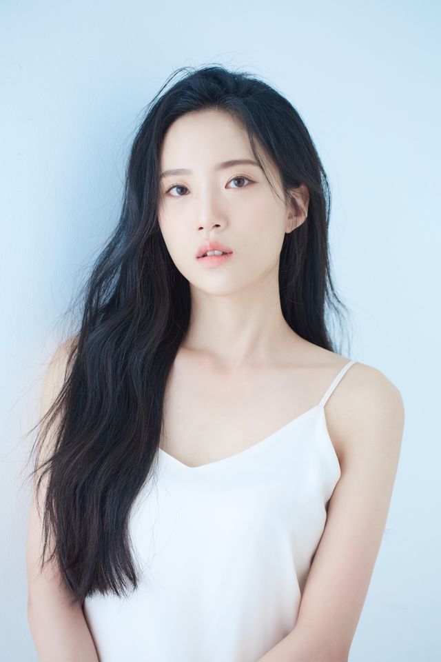 김효주 サムネイル画像