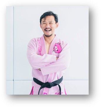 조정웅 썸네일 이미지