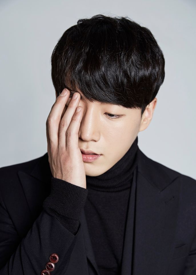 황윤성 썸네일 이미지