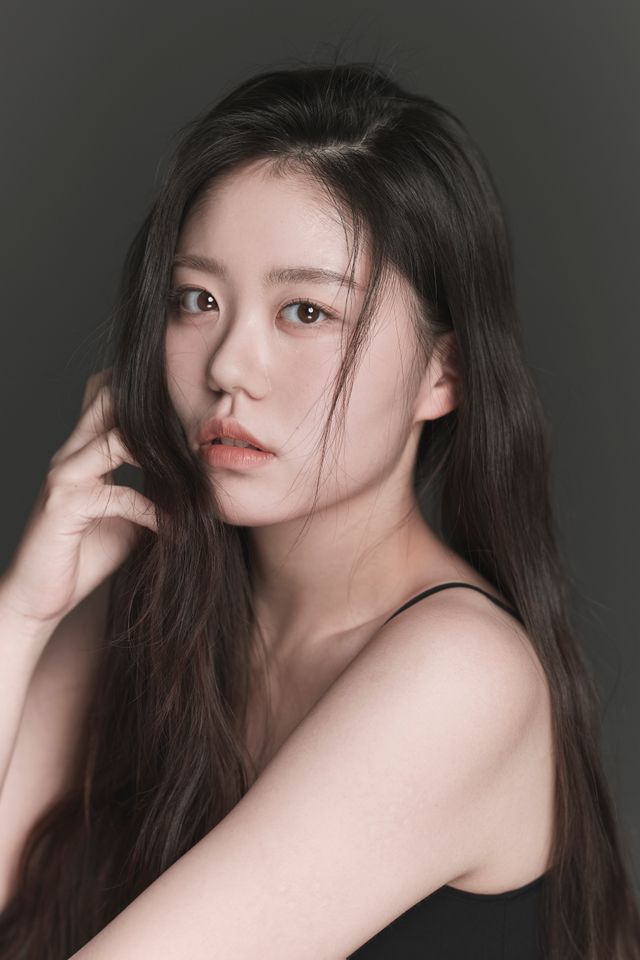 천윤진 Thumbnail image