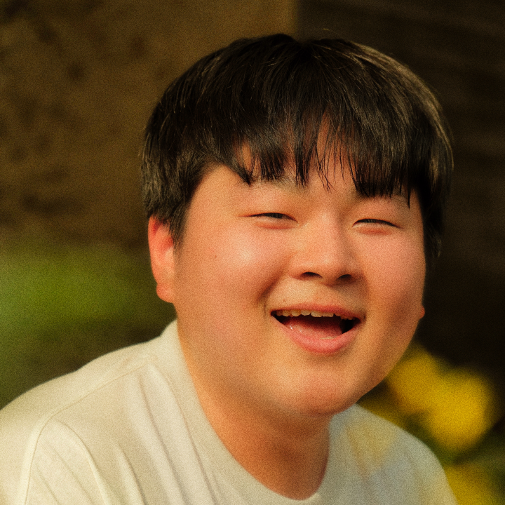 ホン・ソンピョ サムネイル画像