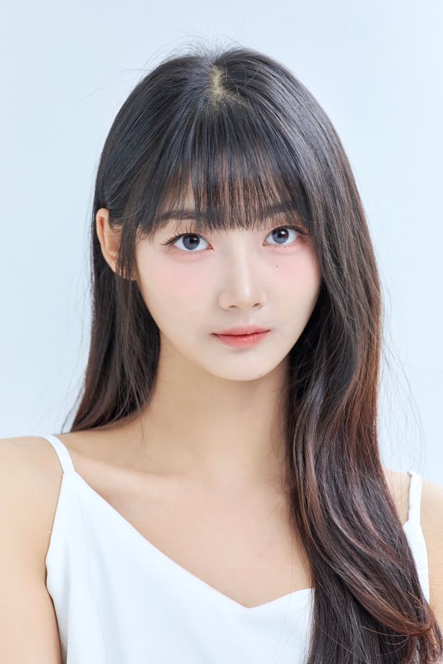 최예나 profile image