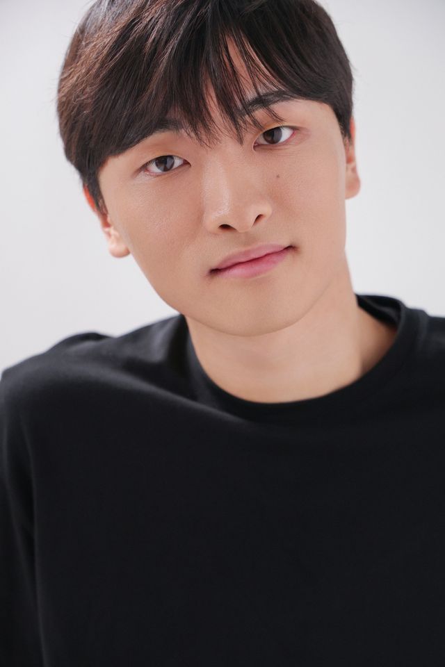 キム・ミンギュ サムネイル画像