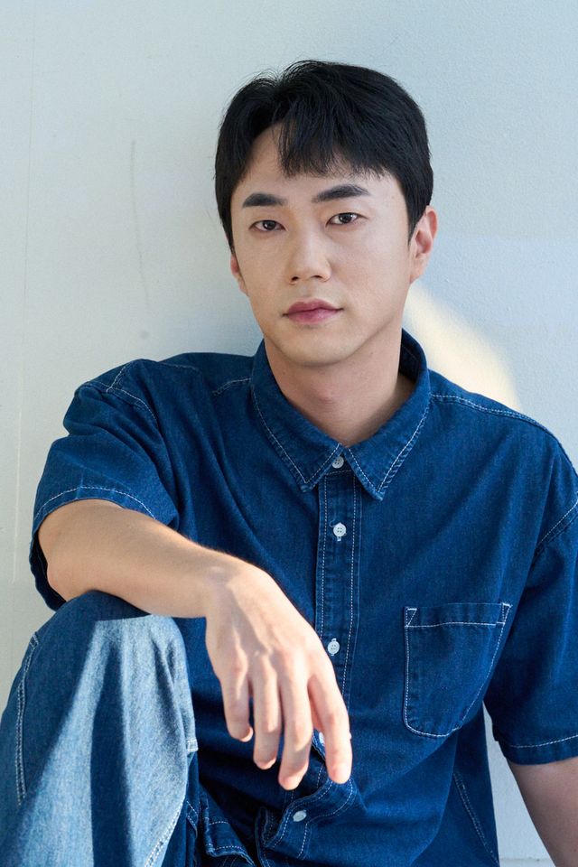 Kim Hak-soo Thumbnail image