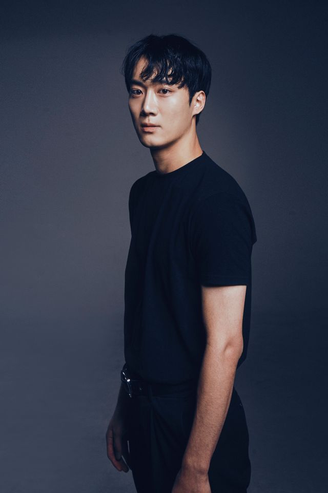 チェ・ヨンジュン サムネイル画像