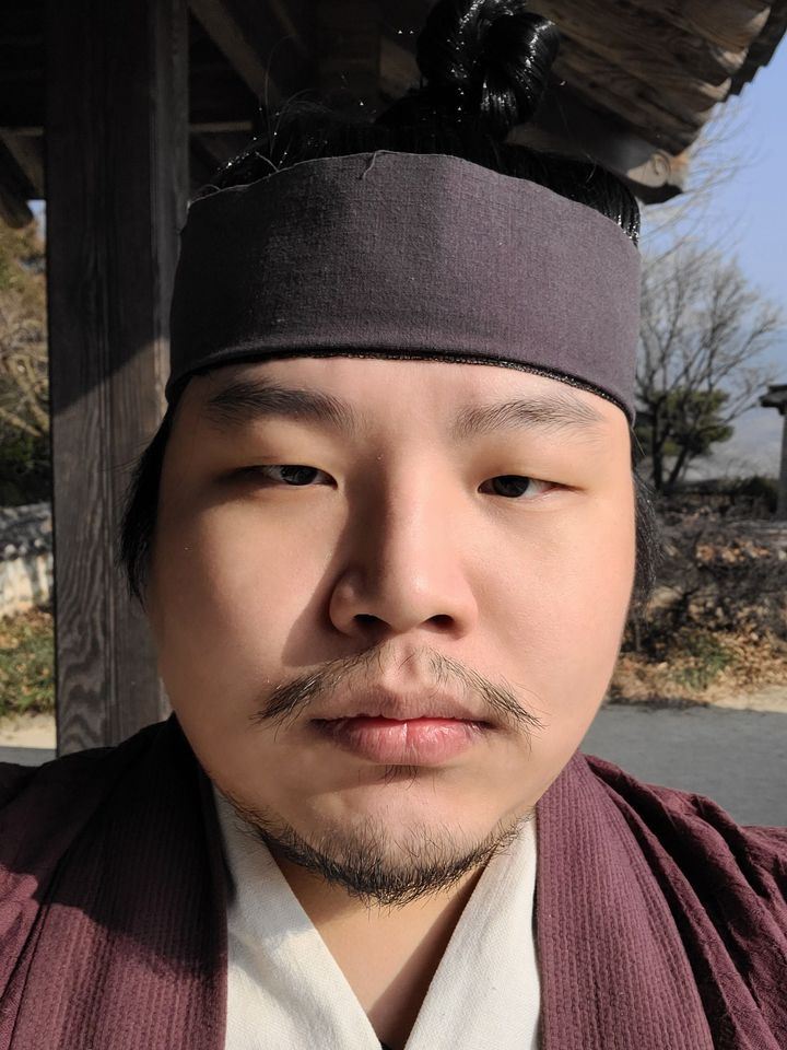 チョン・ジウォン サムネイル画像