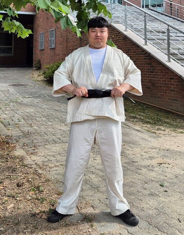 チョン・ジウォン サムネイル画像