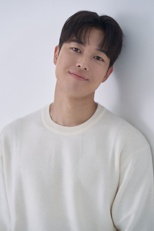 ฮวัง อีกจุน ภาพขนาดย่อ