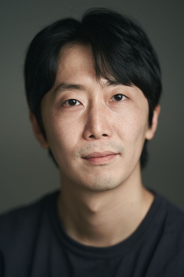 ลี กอนฮี ภาพขนาดย่อ