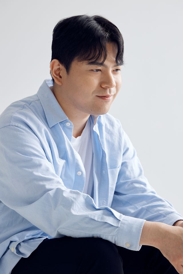 윤기석 ภาพขนาดย่อ