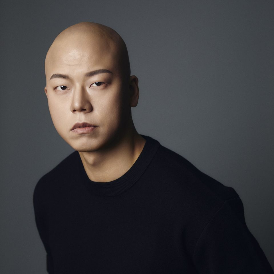 ลี จีซ็อบ ภาพขนาดย่อ