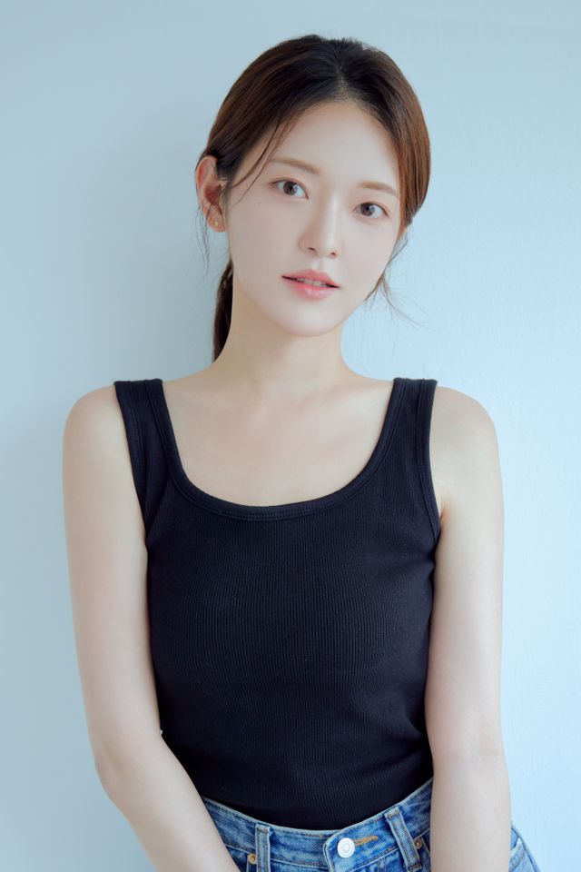 ชา เยรี ภาพขนาดย่อ