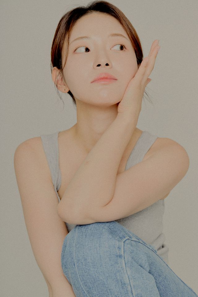 ชา เยรี ภาพขนาดย่อ