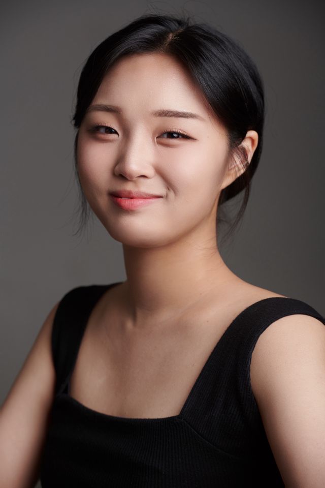 キム・ナウン サムネイル画像