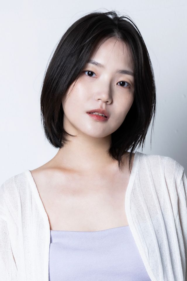 พัค อีซอล ภาพขนาดย่อ