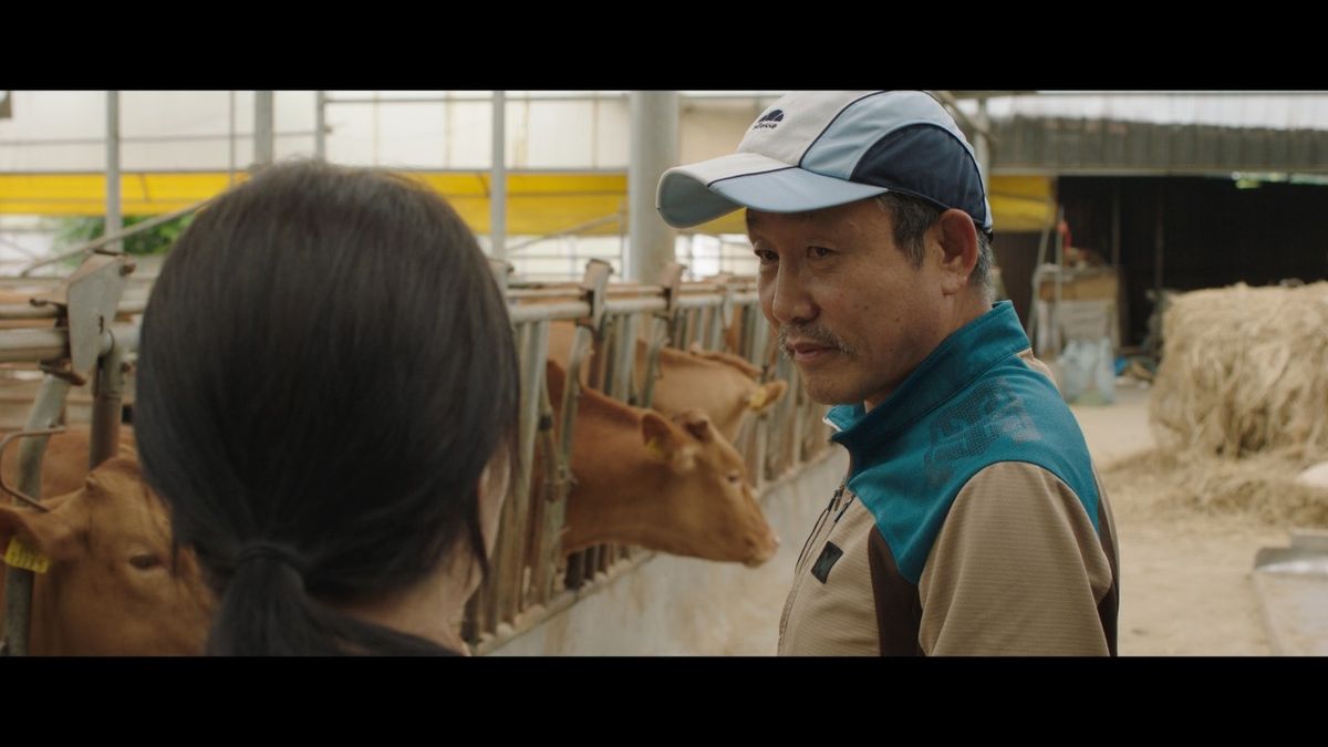 イ・グィウ サムネイル画像