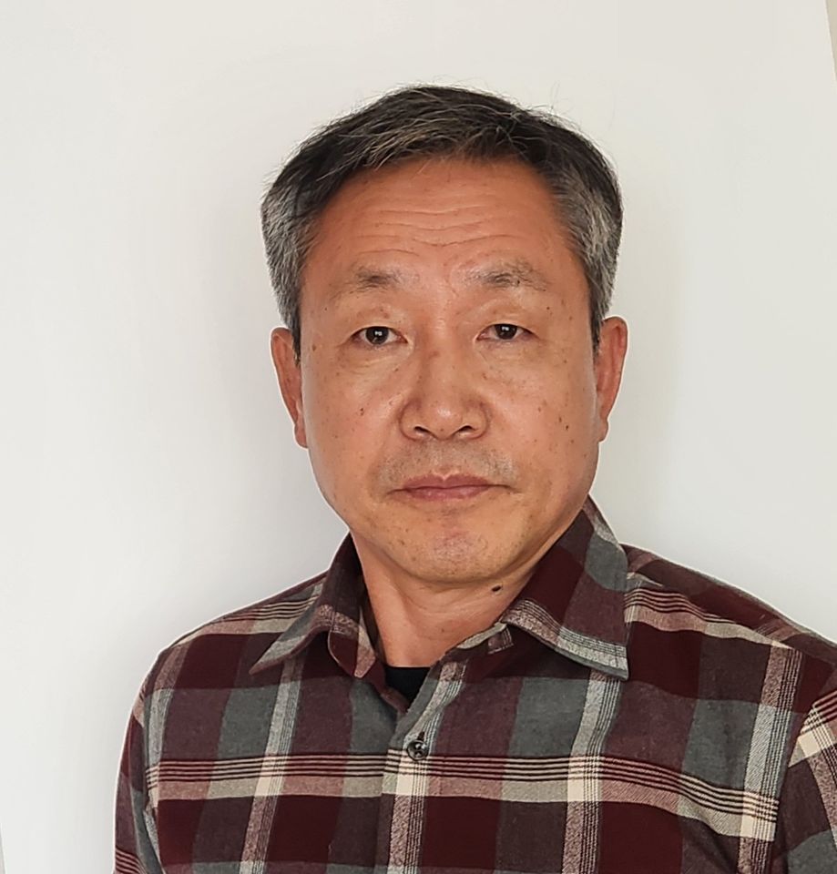 イ・グィウ サムネイル画像