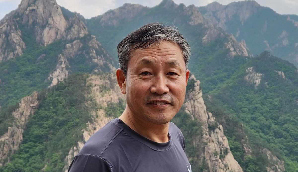 イ・グィウ サムネイル画像