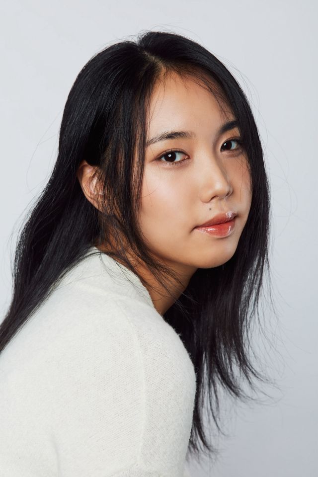 อี ซงมี ภาพขนาดย่อ