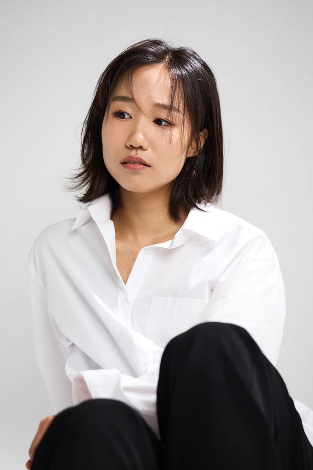 Kim Min-young Ảnh thu nhỏ