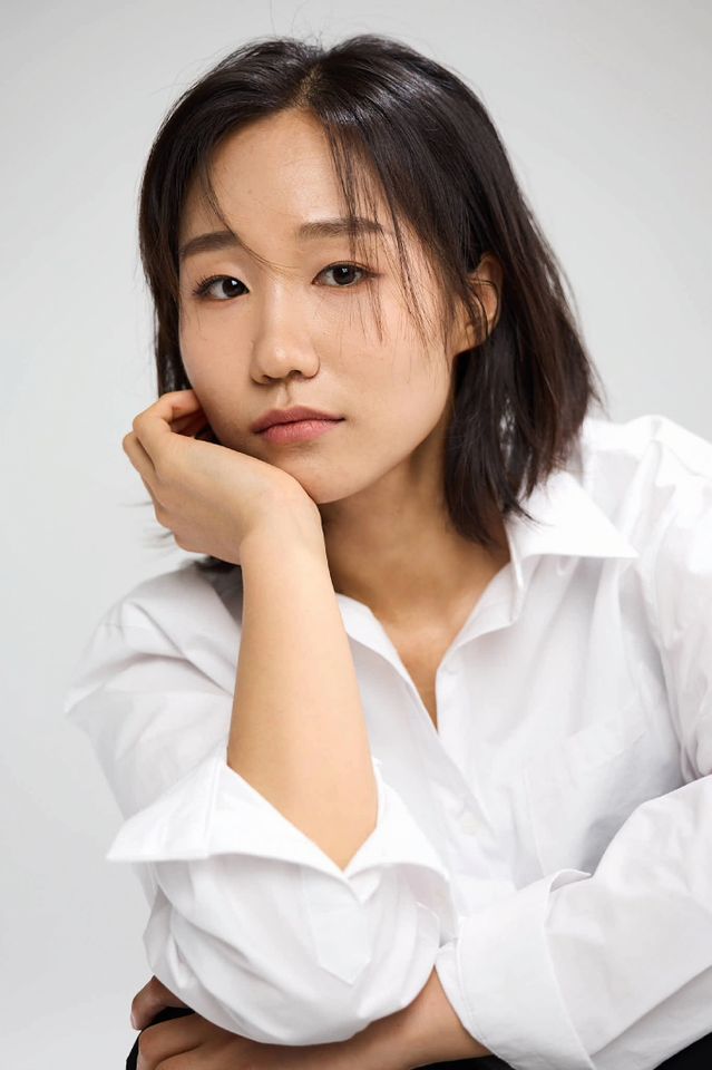 Kim Min-young Ảnh thu nhỏ