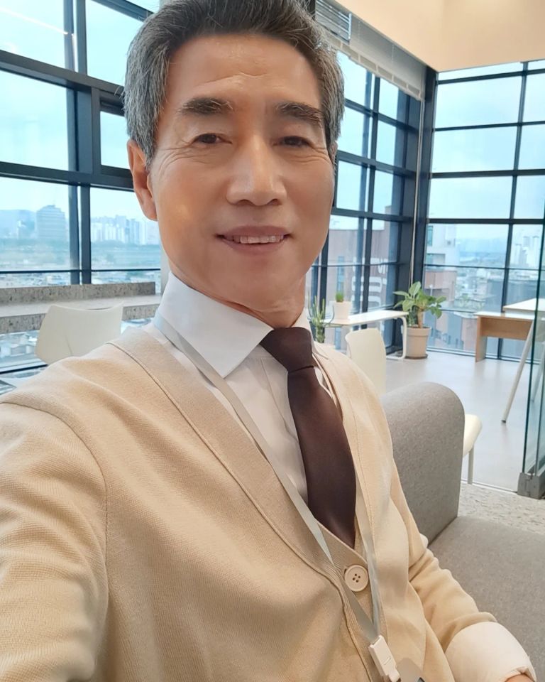 Lee Geum-yong Ảnh thu nhỏ