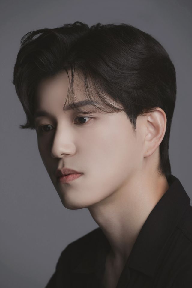 Lee Si-hwan Thumbnail image