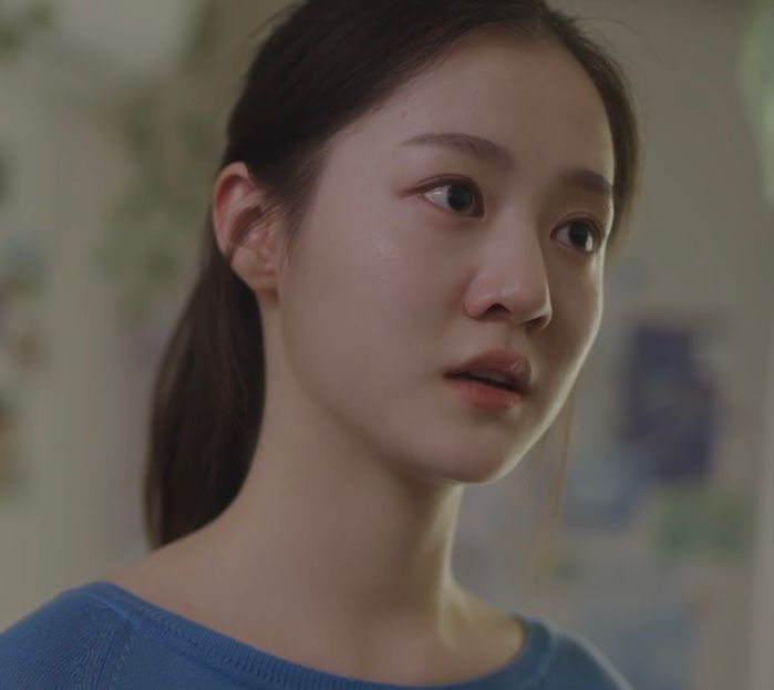 イ・ソリ サムネイル画像