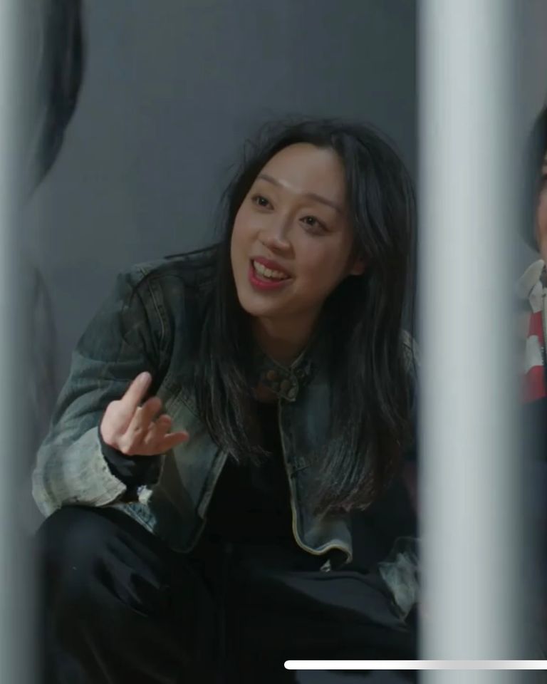 Lee Yujin Thumbnail image