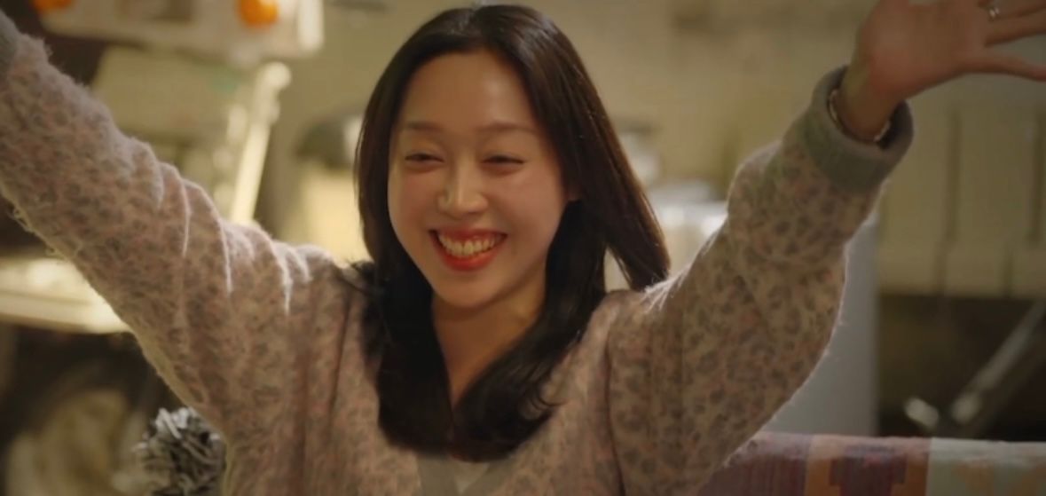 Lee Yujin Thumbnail image