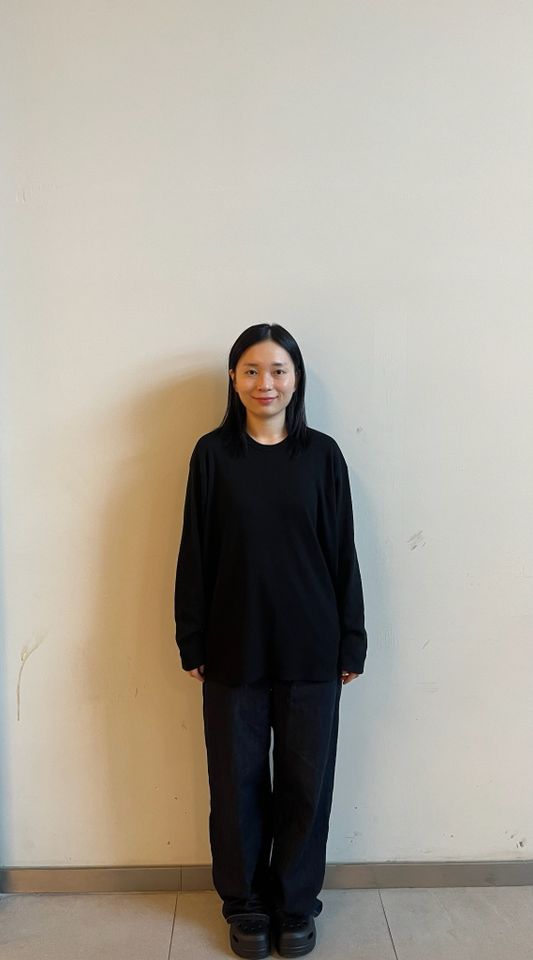 Yoon Si-yeon Thumbnail image