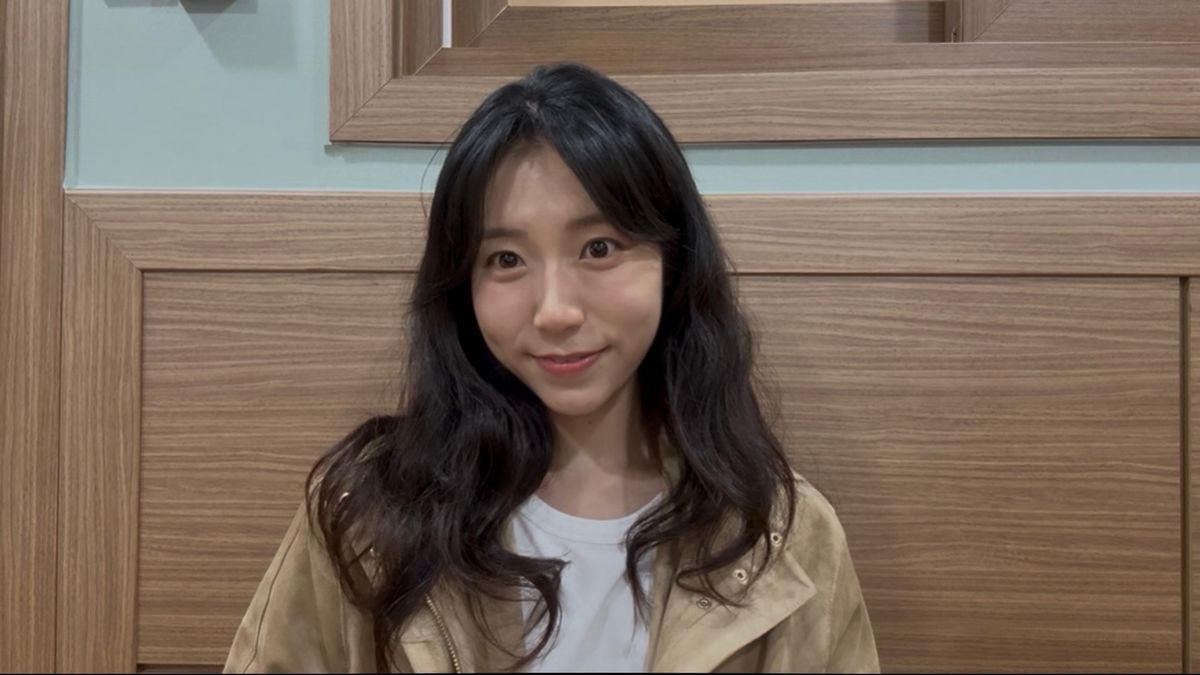 Kim Jeong-yeon Thumbnail image