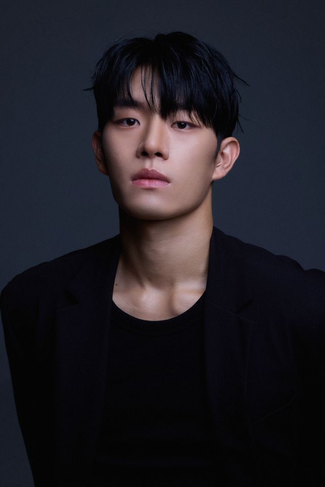 ホン・ソビン サムネイル画像