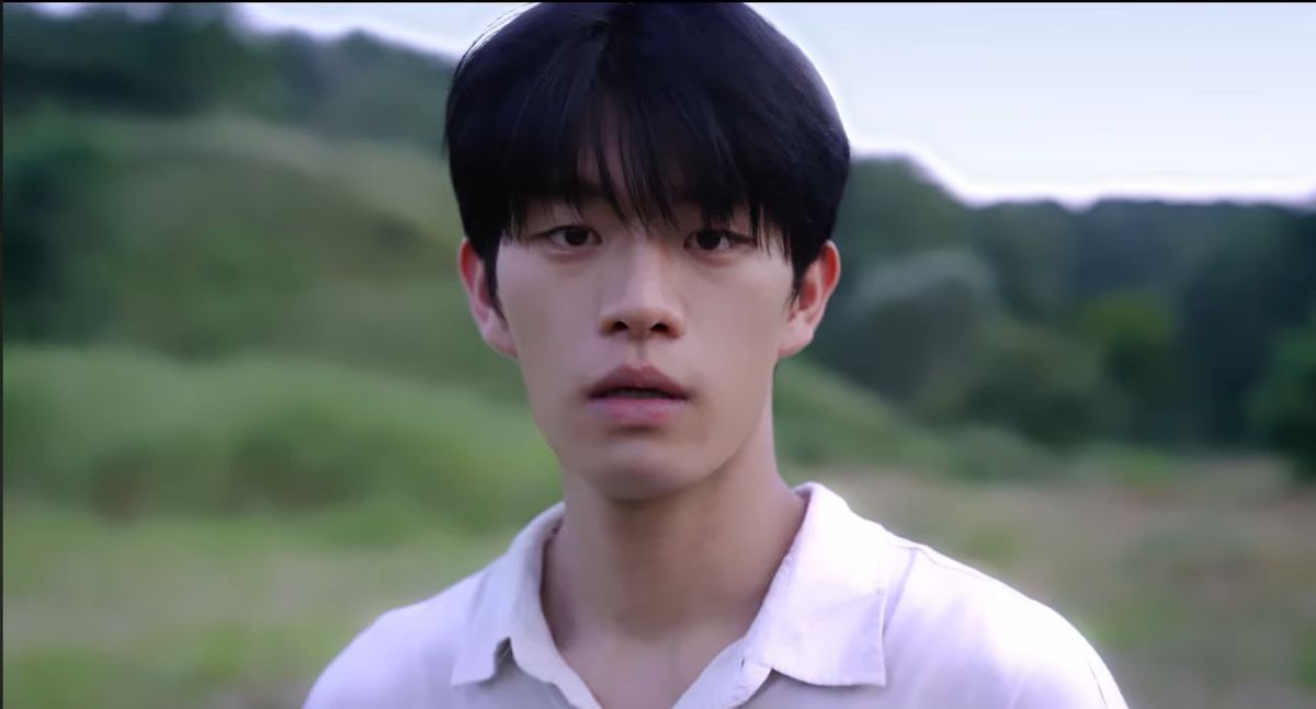 ホン・ソビン サムネイル画像