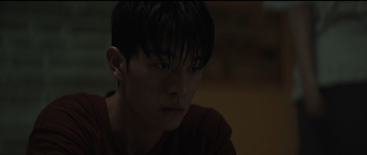 ホン・ソビン サムネイル画像