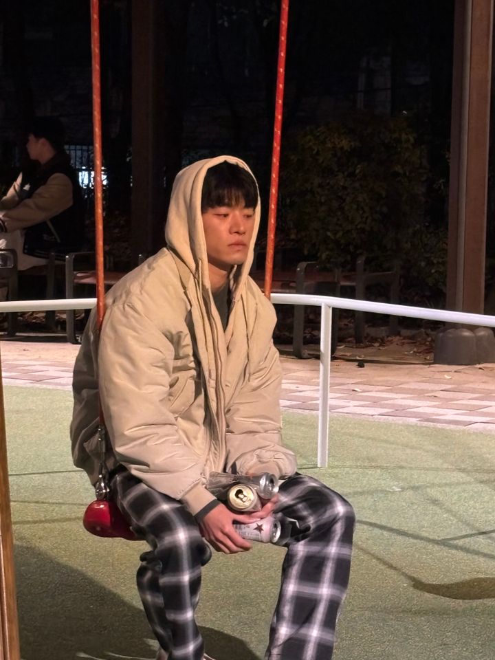 ホン・ソビン サムネイル画像