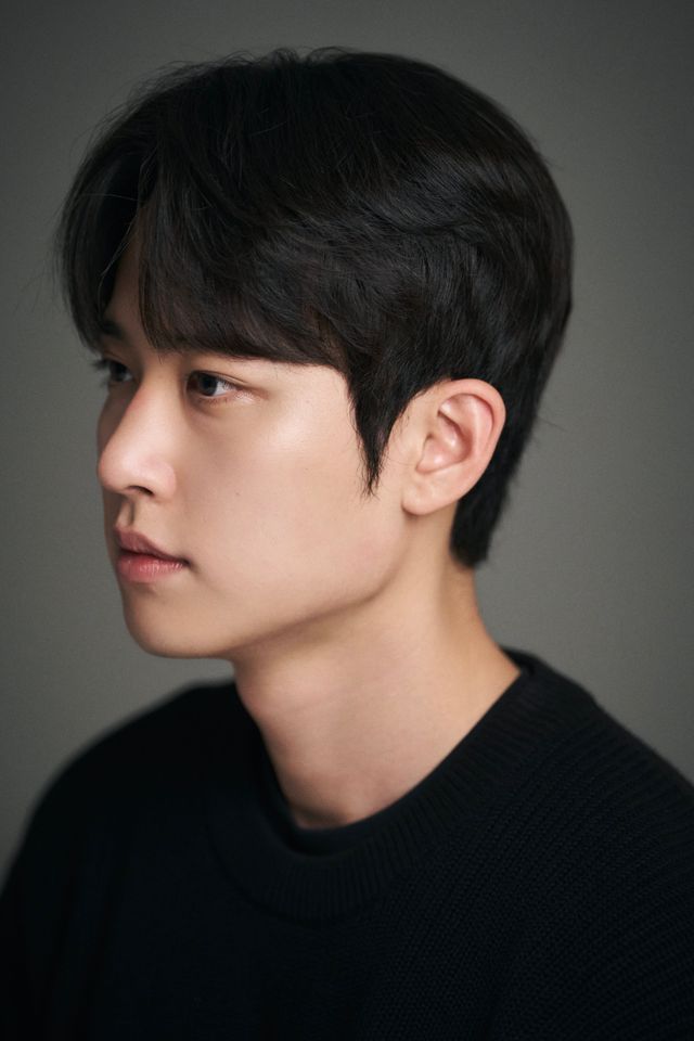 Ha Seong-won Thumbnail image