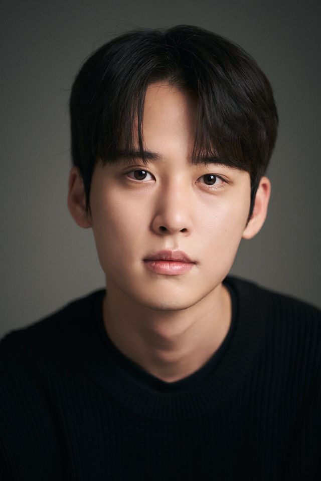 Ha Seong-won Thumbnail image