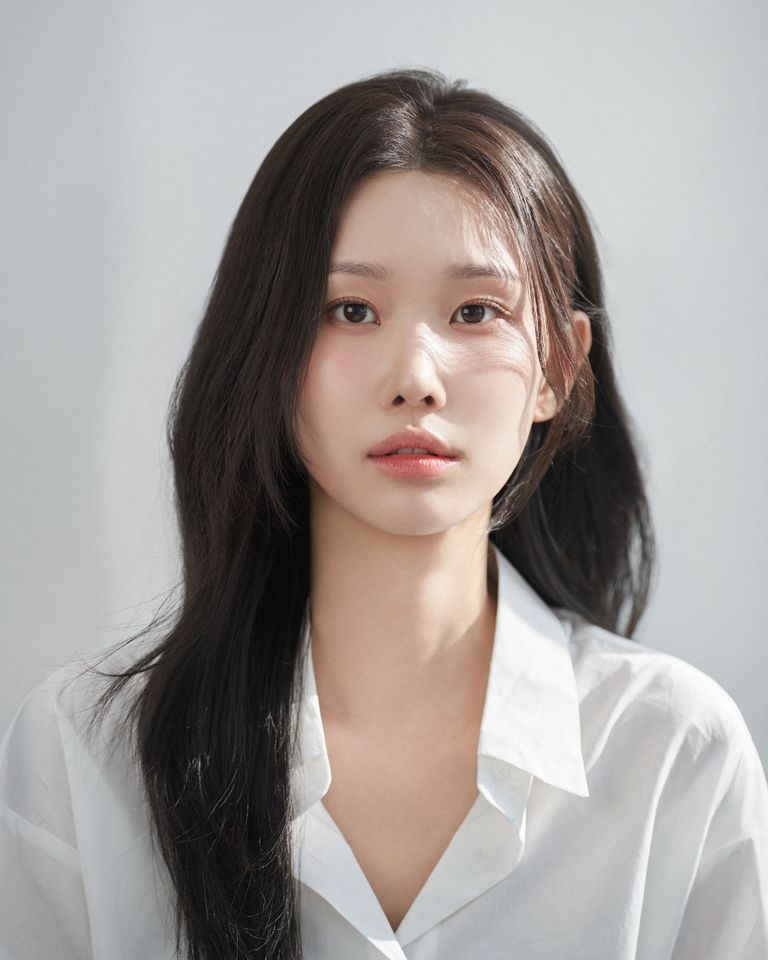 チョ・ソヒ サムネイル画像