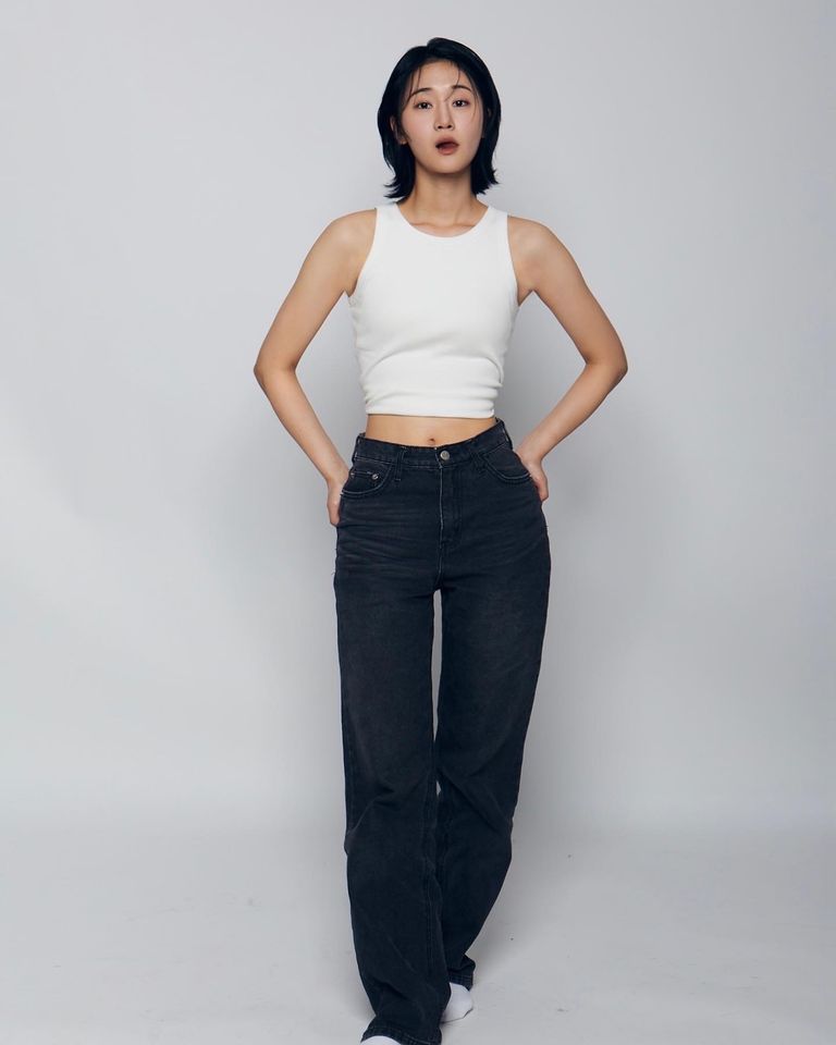 キム・スルギ サムネイル画像