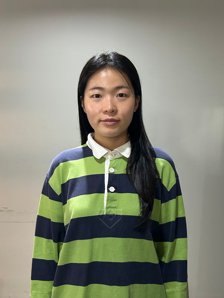 ยุน จองอิน ภาพขนาดย่อ