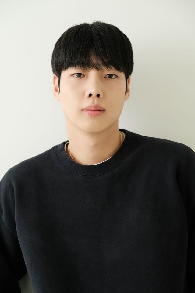 임성범 サムネイル画像