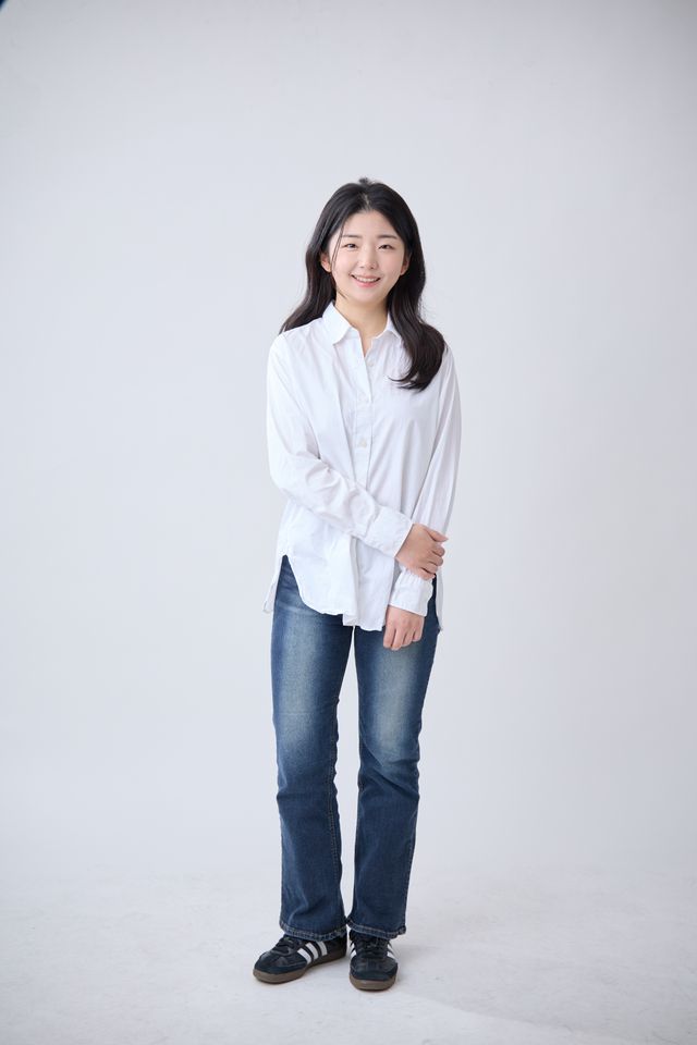 심예린 サムネイル画像